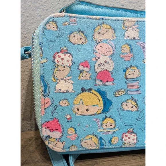 Disney Store Alice In Wonderland Tsum Tsum Crossbody Bag Blue Mini Purse - Picture 4 of 12